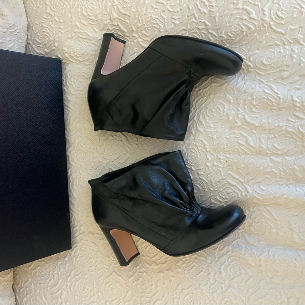 ✅Prada Black Leather Draped Ankle Booties. European size 37.5 =7.5 US size) - Picture 2 of 15